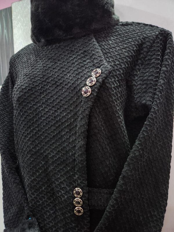 Classic Black Semi Long Middie - Image 2