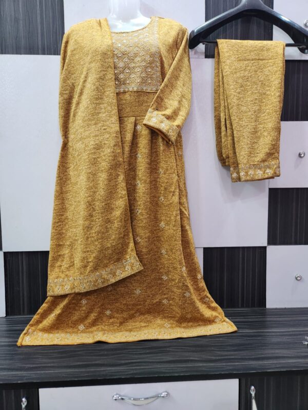 Mustard Niara-cut Strechable Suit