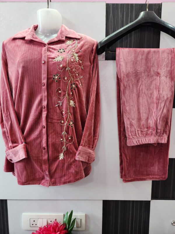 VELVET COORD SET IN PINK PALETTE