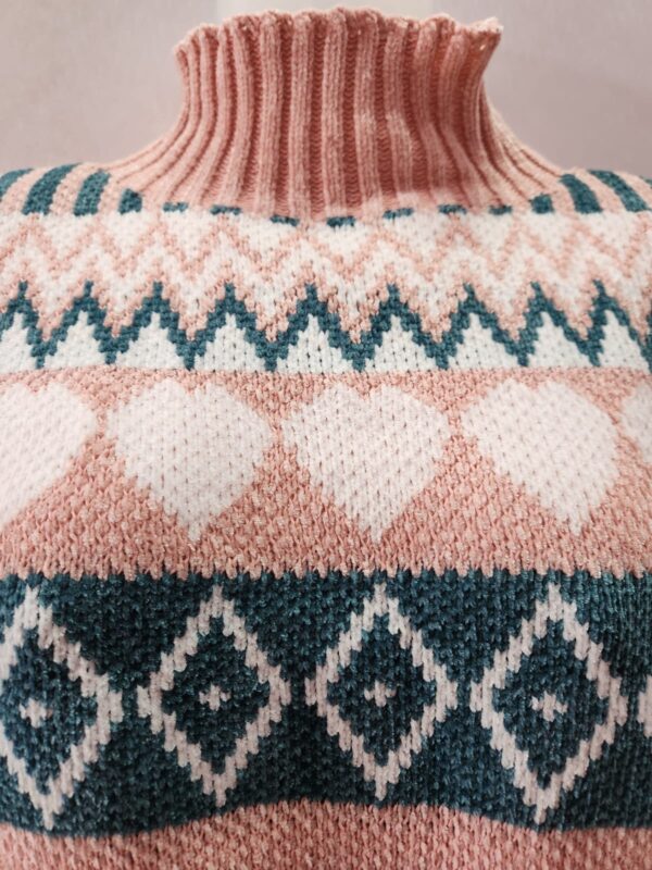 Pink Green Woolen Crop Top - Image 3